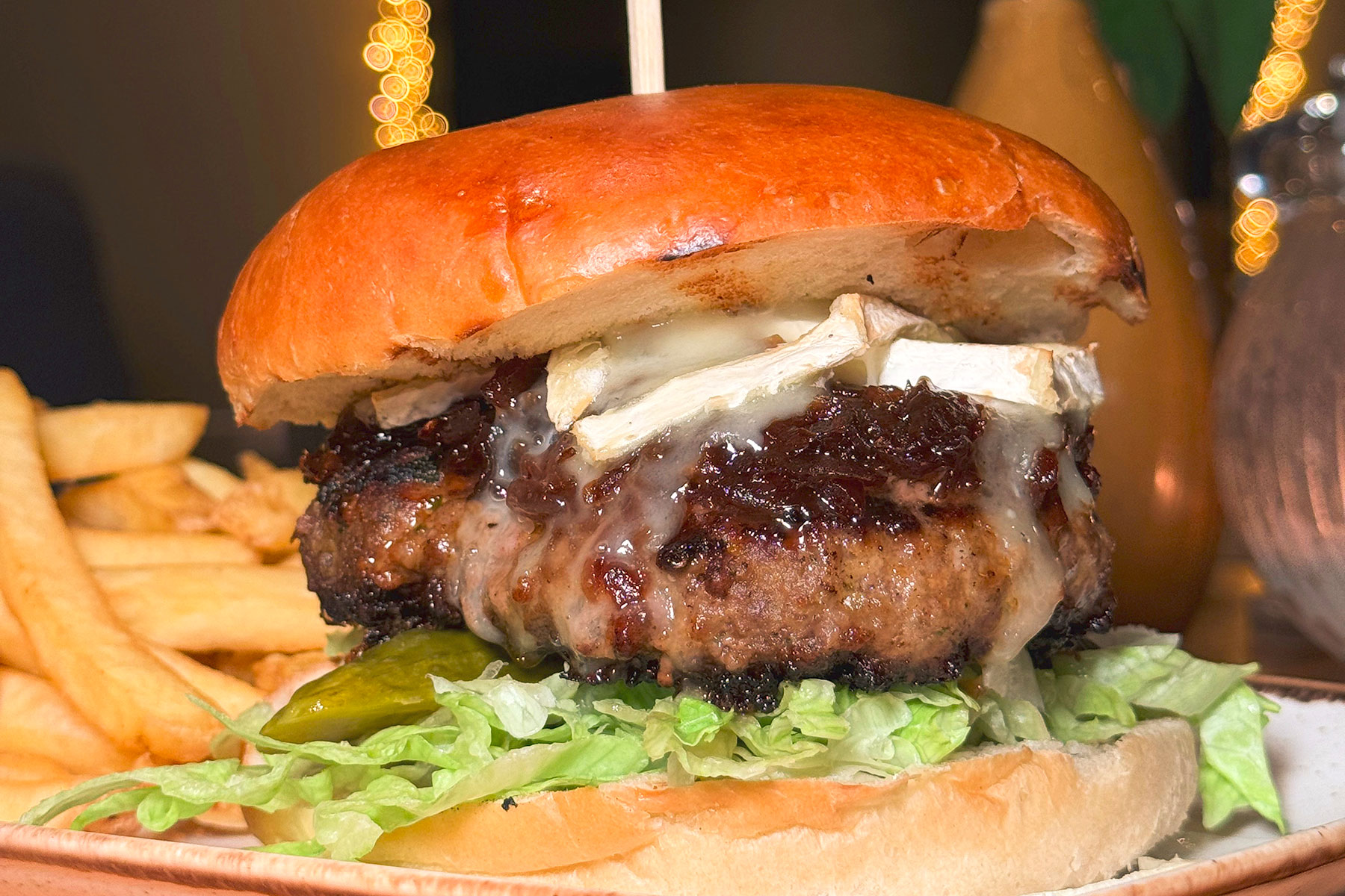 Mulberry Tree Restaurant - burger and beer deal image